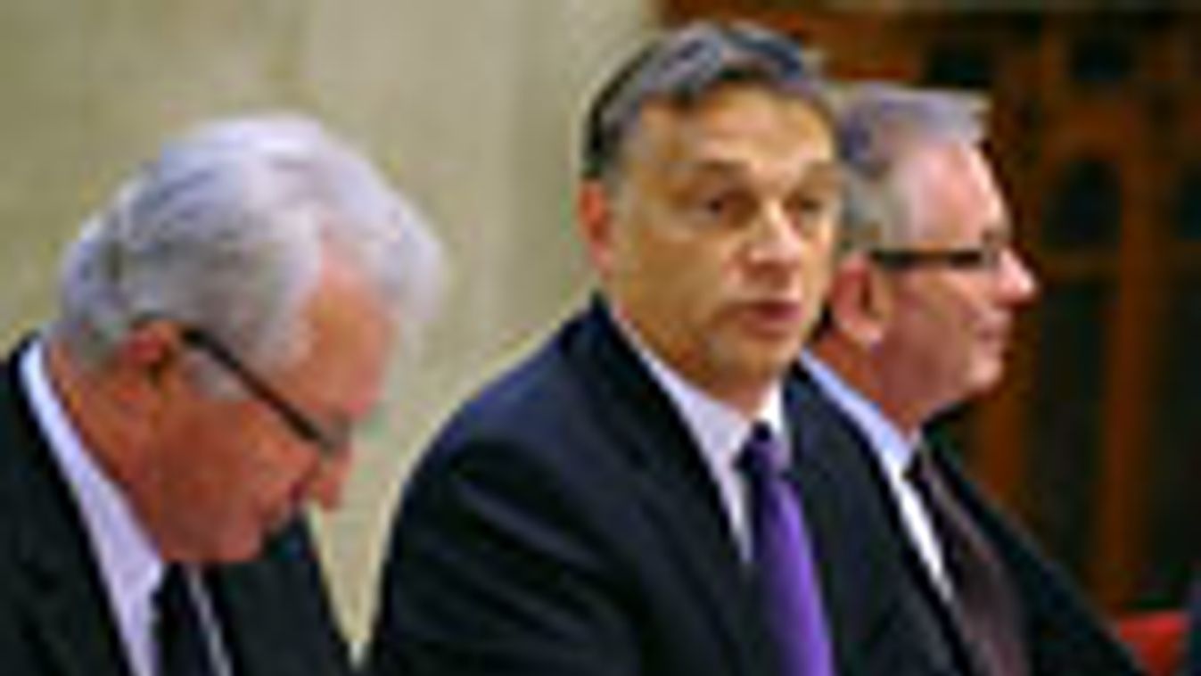 Orbán Viktor miniszterelnök beszél az EU-nagybizottság ülésén