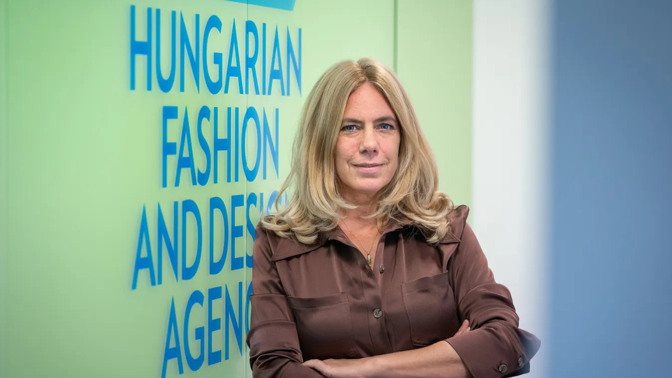 Forintos-Szűcs Anita, a Magyar Divat és Design Ügynökség általános vezérigazgató-helyettese budapesti irodájában 2022. szeptember 14-én 
