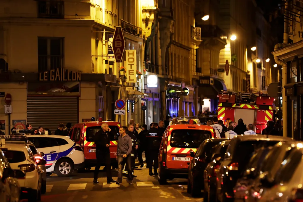 Terrortámadás Párizsban: késsel támadt járókelőkre egy férfi a belvárosban, 2018.05.12. 