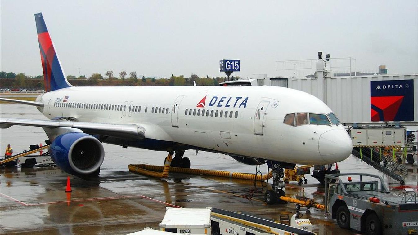 Delta Airlines Boeing 757 