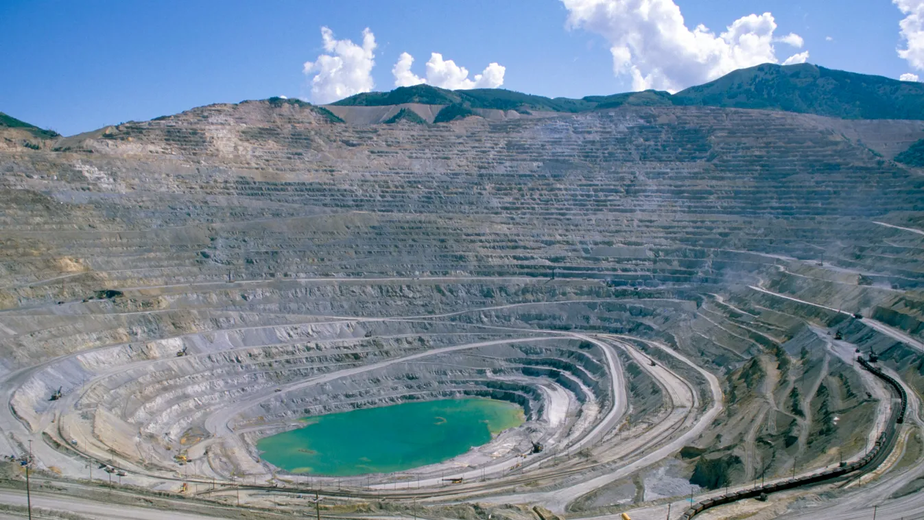 Bingham Canyon Mine, Kennecott Copper Mine, külszíni bányászat,porfírréz-lelőhely, termelés, Utah állam, Salt Lake City, bánya, rézbánya, amerika, USA 