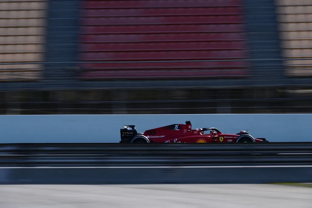 Forma-1, Barcelona tesztelés 2. nap, Carlos Sainz, Ferrari 