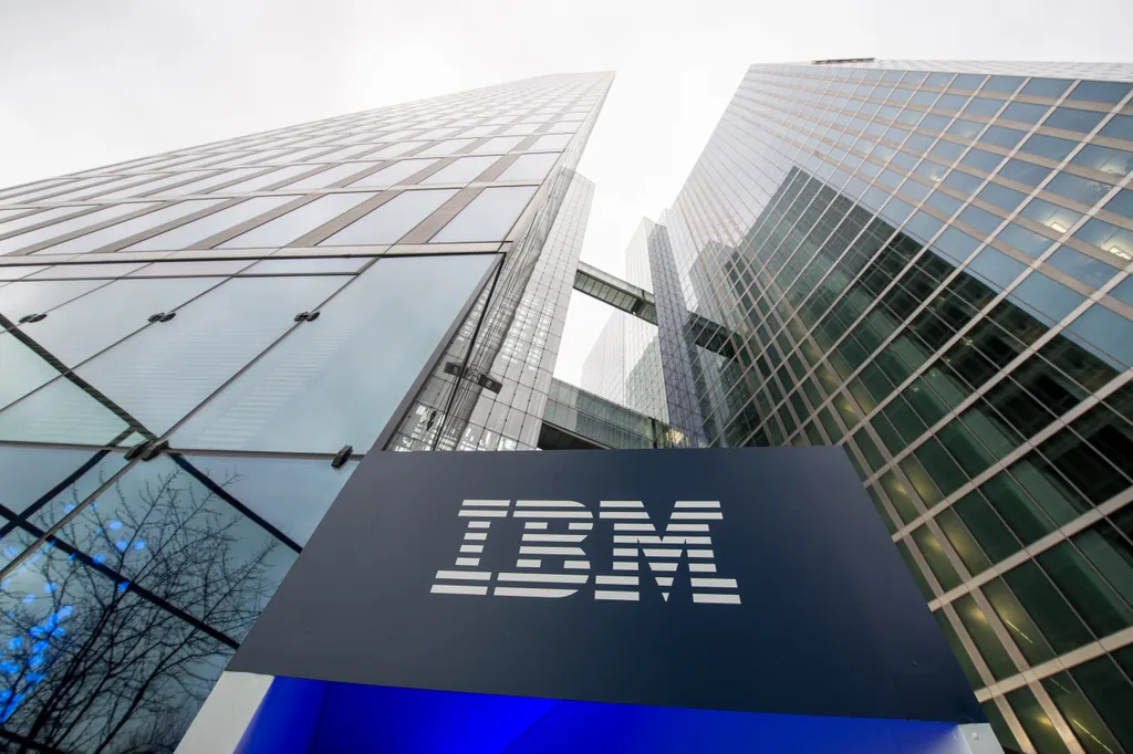 Ez  a 7 cég már nem kér a dolgozóitól diplomát – galéria - IBM 
