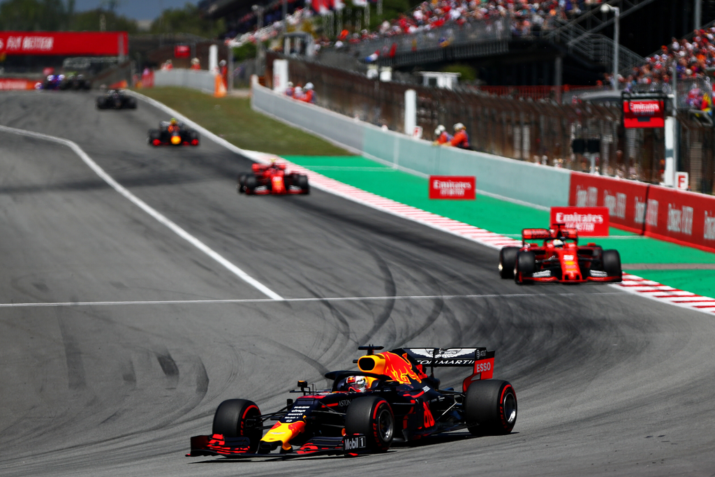Forma-1, Spanyol Nagydíj, Red Bull Racing, Max Verstappen, Sebastian Vettel, Charles Leclerc, Scuderia Ferrari 