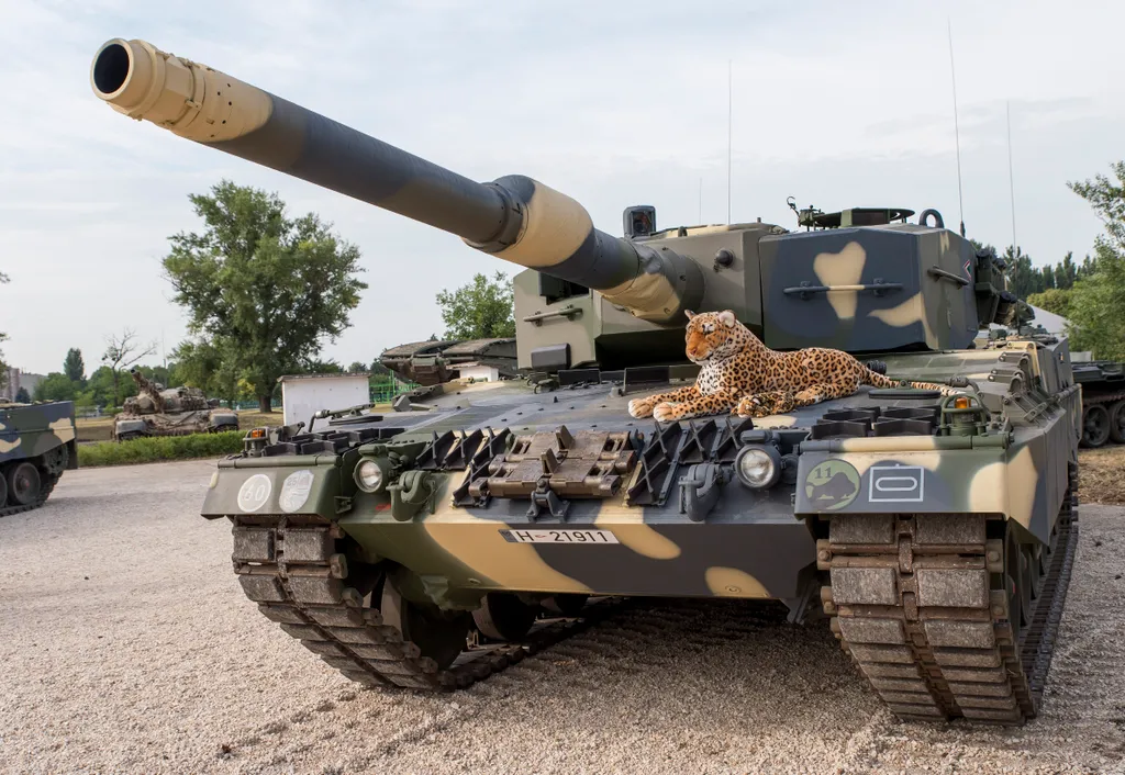 Leopard 2A4HU, harckocsi 