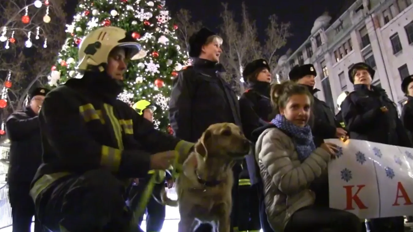 Flashmob, katasztrófavédelem Vörösmarty tér 