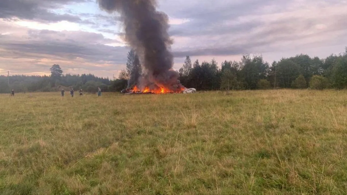 10 people die, including Wagner head Prigozhin, in private jet crash in Russia's Tver region air defense,accident,air,crash,flame,missile,Moscow,plane,Russia Horizontal 