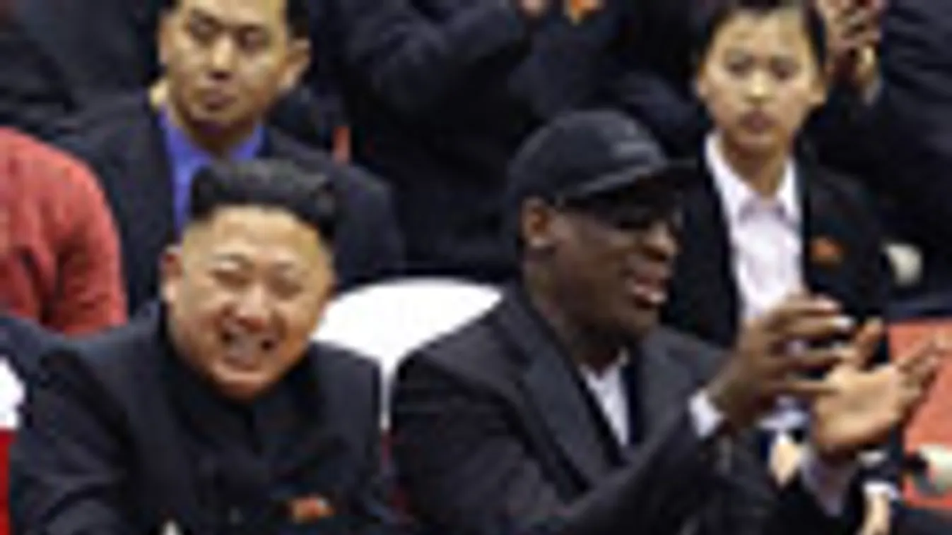 Dennis Rodman, egykori NBA-sztár sportnagykövet lett Észak.Koreában, Rodman és Kim Dzsong Un koreai vezető egy kosármeccsen Phenjanban