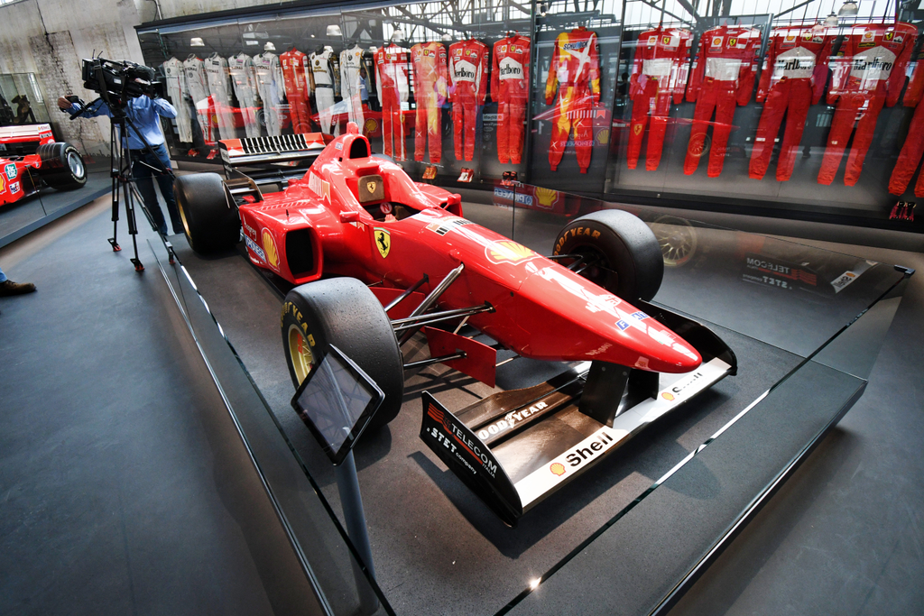 Forma-1, Michael Schumacher autógyűjteménye, Motorworld, Ferrari F310, 1996 