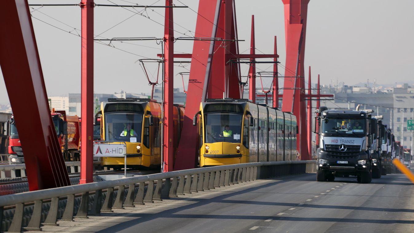 Rákóczi híd terhelés tesztje hommkal megrakott teherautókkal és 4 kombinó villamossal 2015 február 15-én 