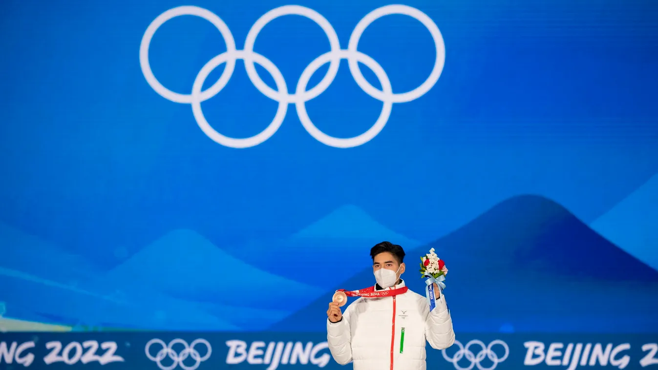 LIU Shaoang Liu Shaoang éremátadás, díjátadó, olympics Liu Shaoang RÖVID PÁLYÁS GYORSKORCSOLYA, 1000 m, Téli Olimpia 2022, Peking, 