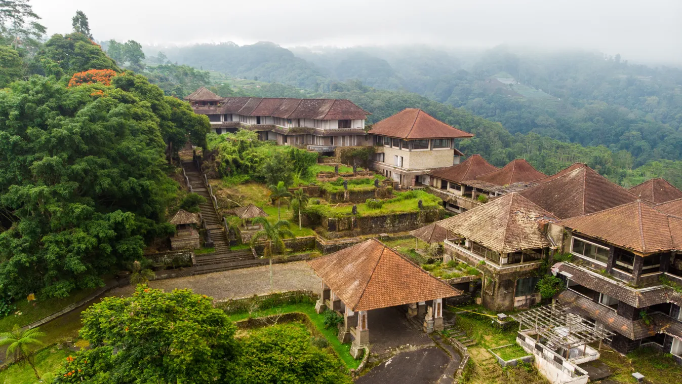 Ghost Palace Hotel, PI Bedugul Taman Rekreasi Hotel and Resort, elhagyatott, üres, szellemhotel, Bali, galéria, 2023 