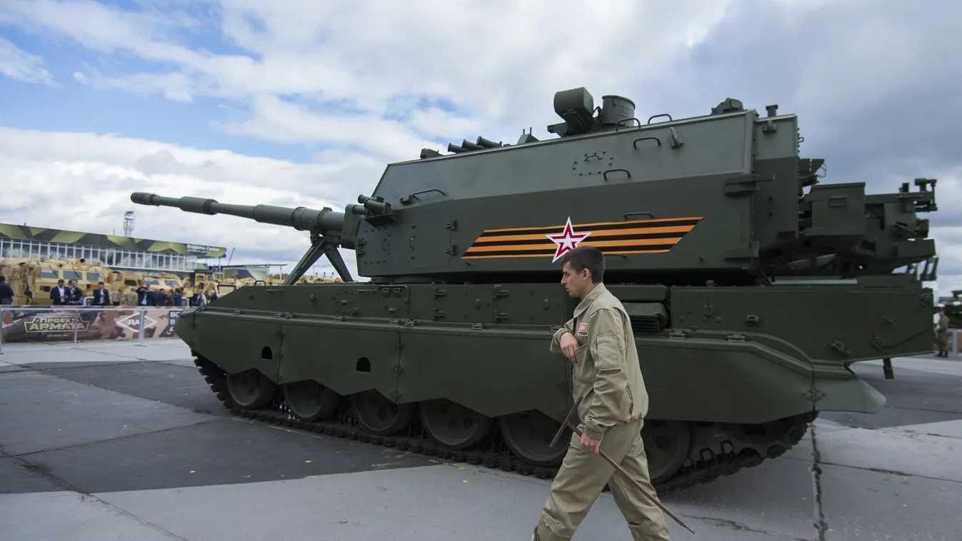 HORIZONTAL SQUARE FORMAT 2696756 09/10/2015 Self-propelled artillery gun 2S35 on the Armata Coalition-SV platform, displayed at the Russia Arms Expo. Alexey Malgavko/RIA Novosti 