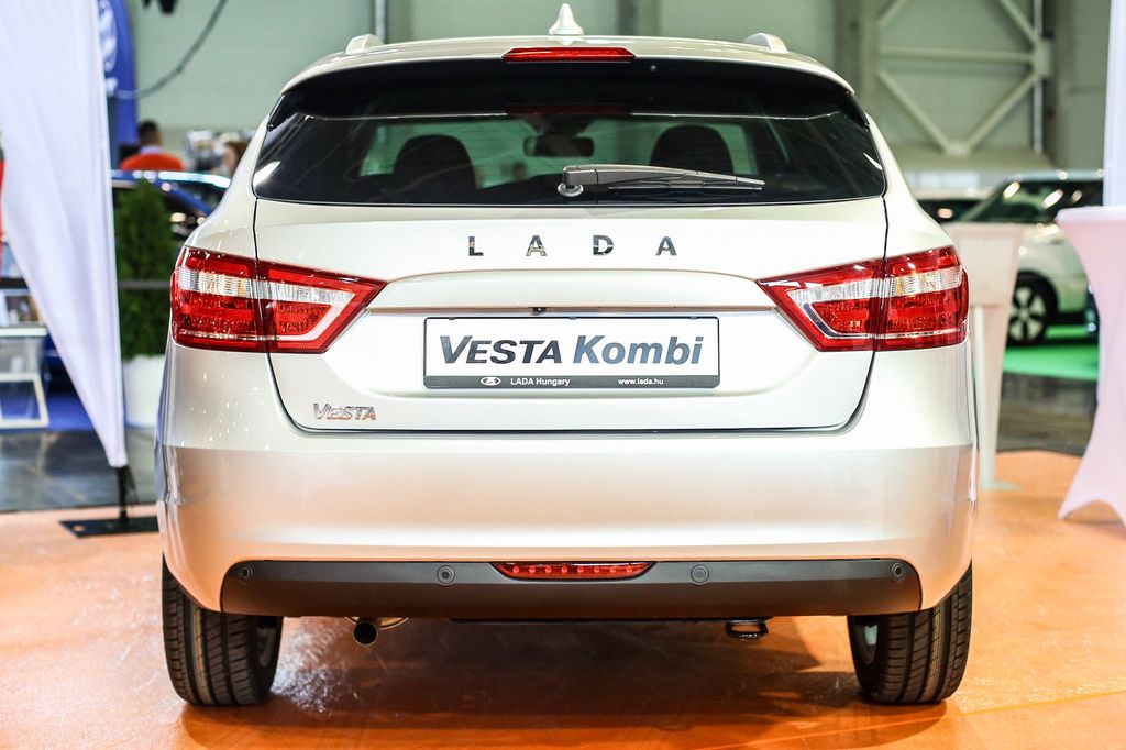 Lada Vesta, Automobil és Tuning Show 2018 