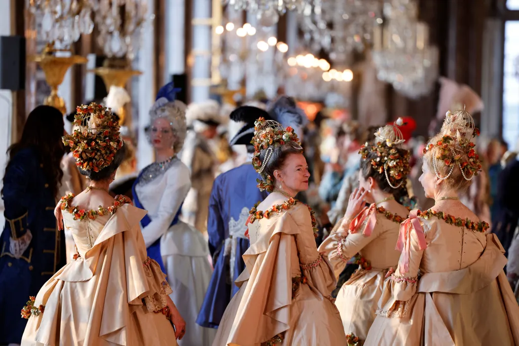 FeTES GALANTES, barokk, királyi, Versailles, hagyományos, bál, rendezvény, kosztüm, történelmi, pompa, jelmezbál, jelmezes 