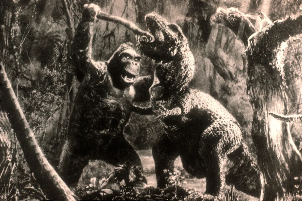 King Kong combat of monsters Cinema Fantastic Horizontal GORILLA DINOSAUR 
