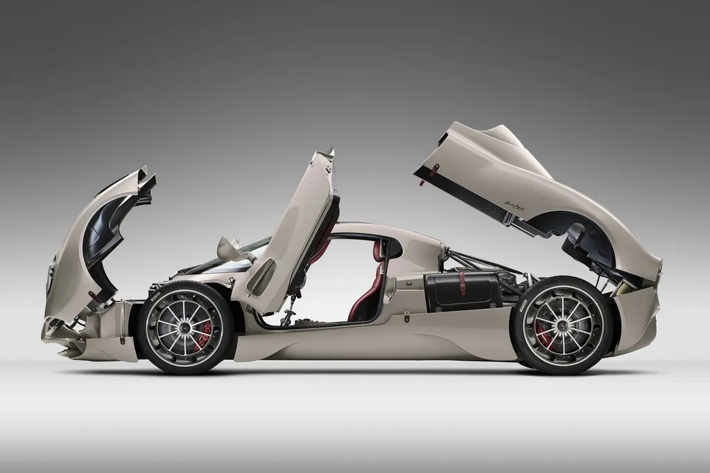 Pagani Utopia 