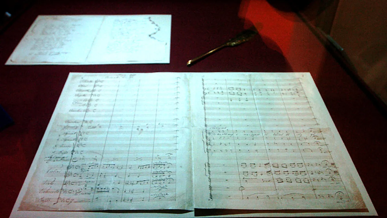 Himnusz eredeti, Kölcsey Ferenc által írt kézirata és az Erkel Ferenc által lejegyzett kotta az Országos Széchenyi Könyvtárban 