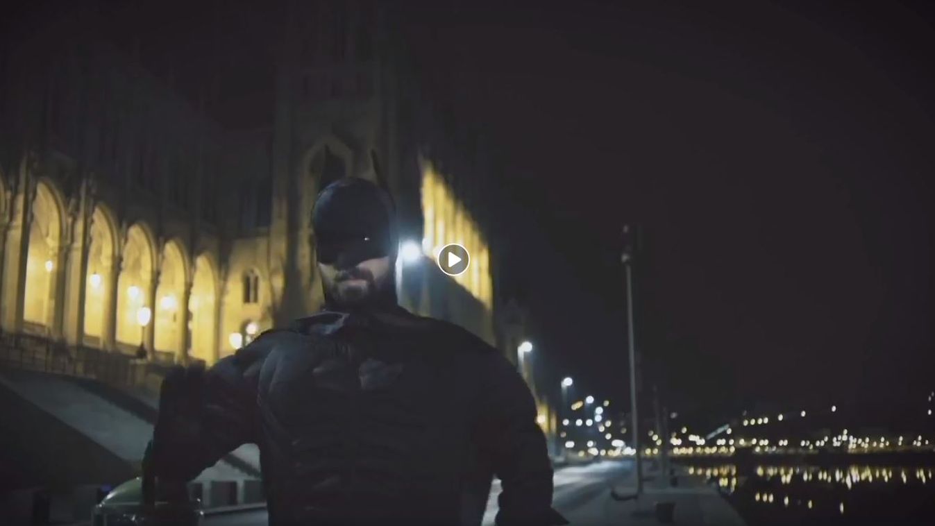Gulyás Márton Batmanként mentette meg az országot 
