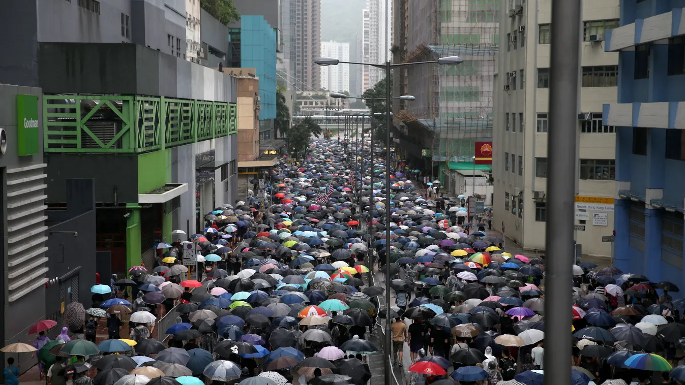LAM, Carrie, Hongkong, tüntetés 
