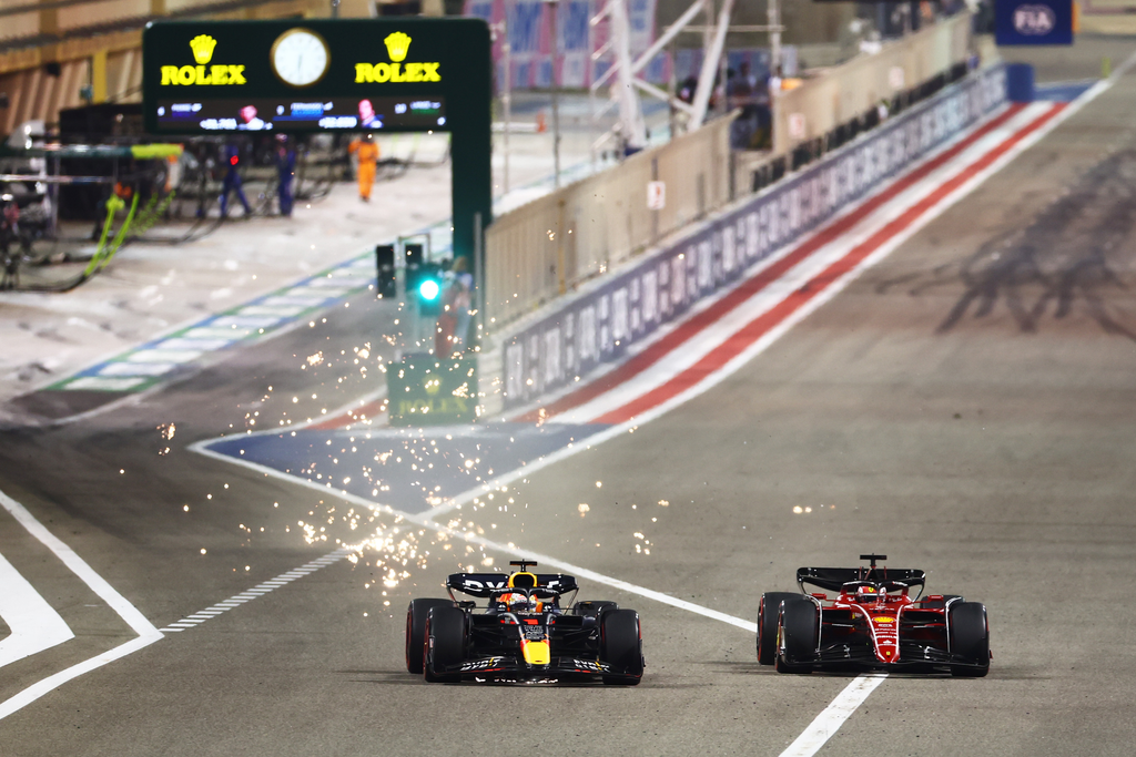 Forma-1, Bahreini Nagydíj, Verstappen, Leclerc, Red Bull, Ferrari 