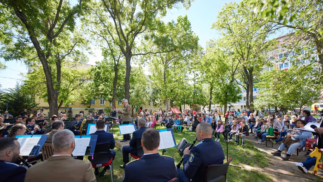 Heim Pál katona zenekar rendőrzenekar koncert búcsú 