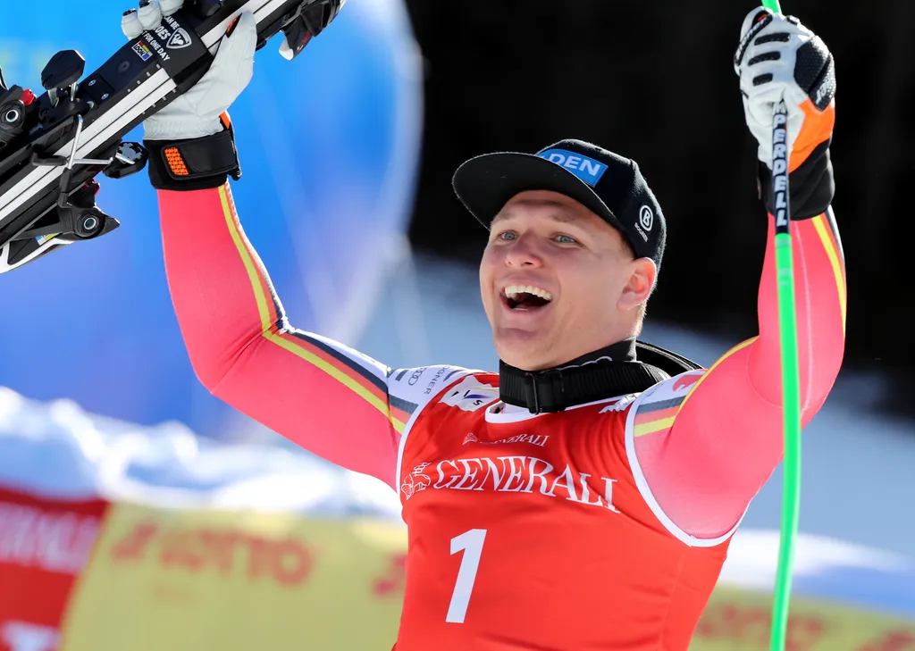 Alpine skiing: World Cup Sports ALPINE SKIING WORLD CUP 