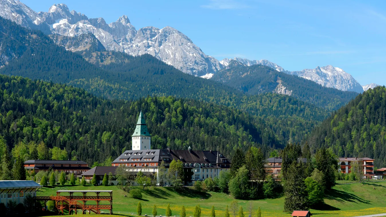 The castle hotel Schloss Elmau is pictured near Garmisch-Partenkirchen, southern Germany, on May 18, 2015. Germany will host the G7 summit at Elmau Castle on June 7 and June 8, 2015. AFP PHOTO / CHRISTOF STACHE 