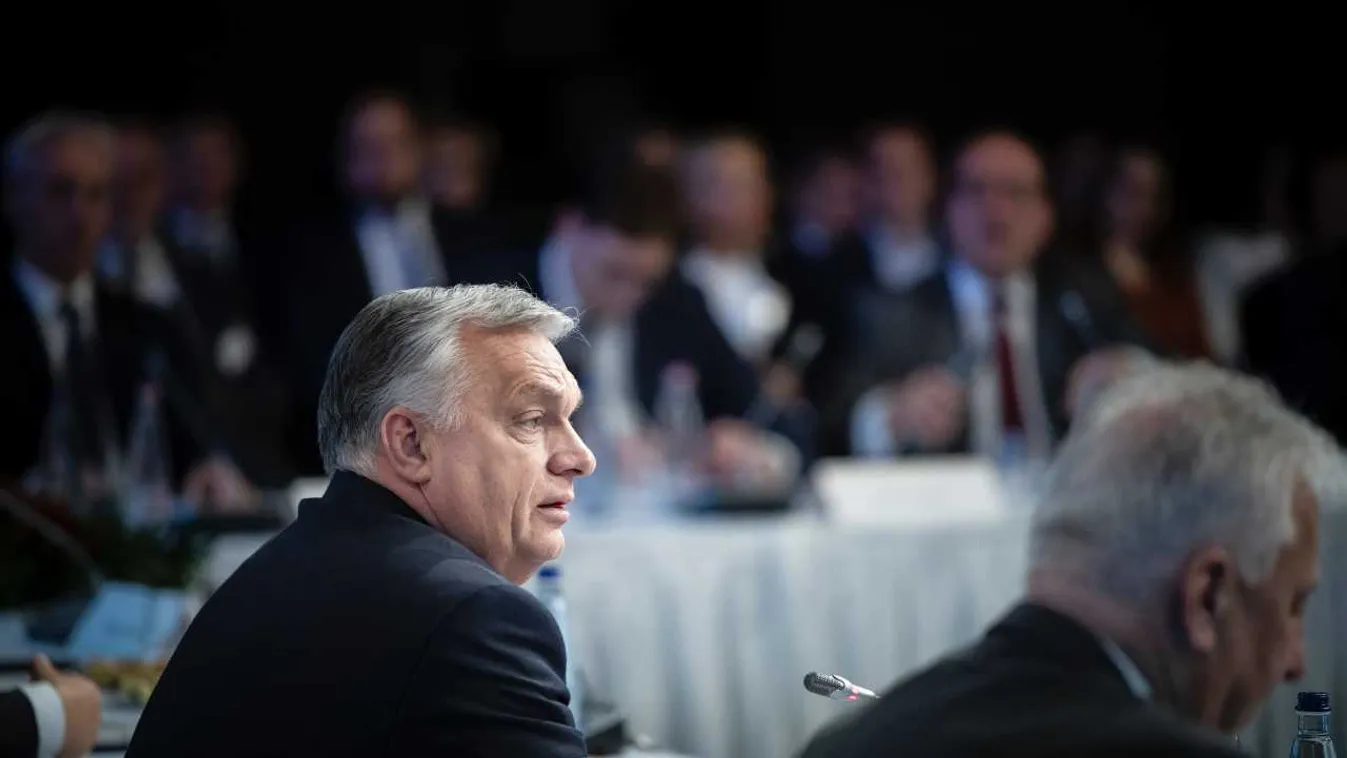 ORBÁN Viktor Budapest, 2022. november 18.
A Miniszterelnöki Sajtóiroda által közreadott képen Orbán Viktor miniszterelnök beszédet mond a Magyar Állandó Értekezlet (MÁÉRT) plenáris ülésén a Várkert Bazárban 2022. november 18-án.
MTI/Miniszterelnöki Sajt 