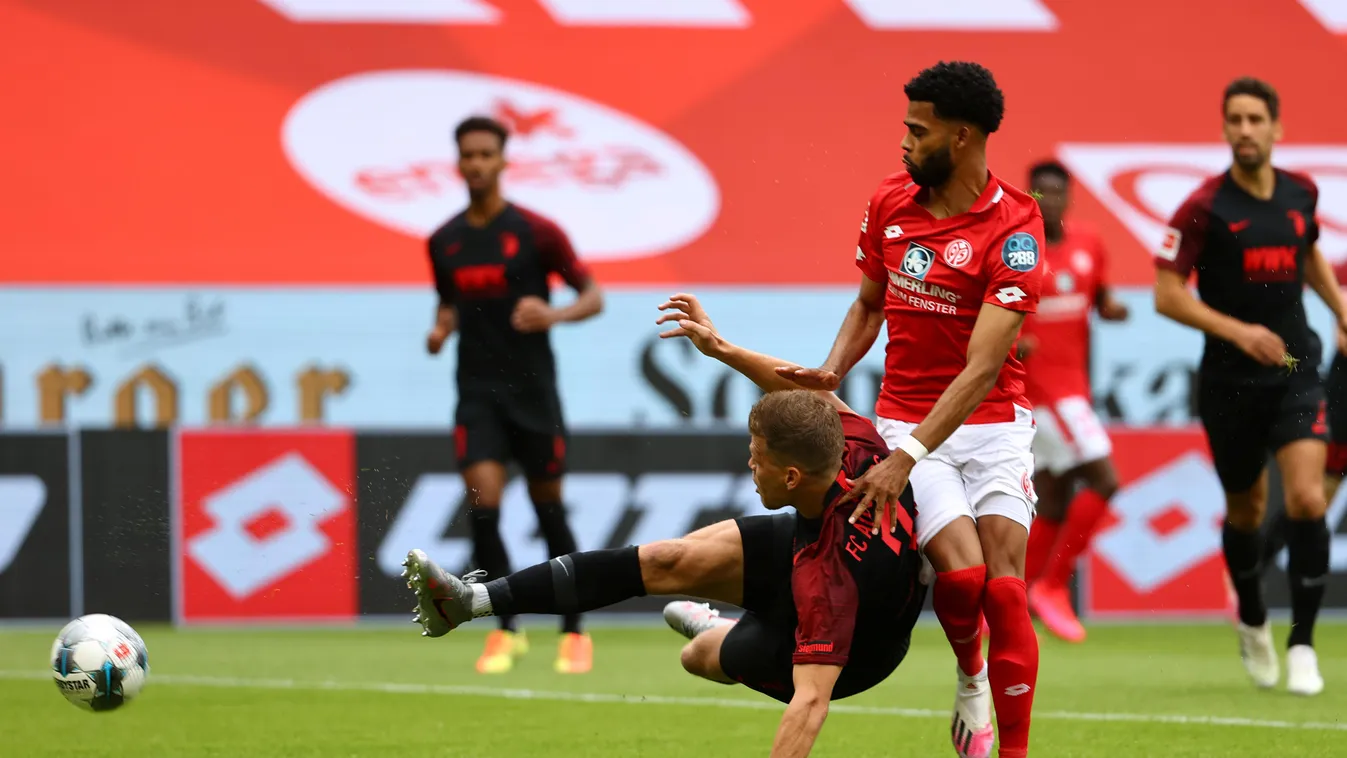 FSV Mainz 05 - FC Augsburg Sports soccer Bundesliga Bavaria Corona Coronavirus Covid-19 ghost games ghost game Mouthguard 