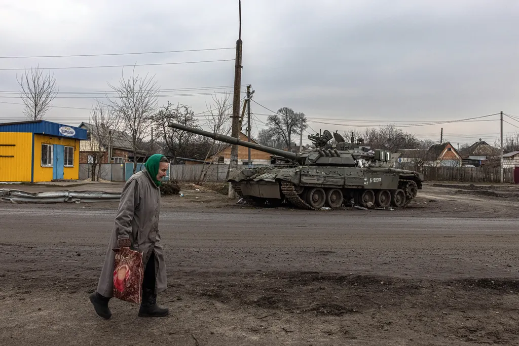 Ukrán válság 2022, ukrán, orosz, háború, orosz-ukrán háború, ukrán konfliktus, Trosztyanec, orosz páncélozott harci jármű 