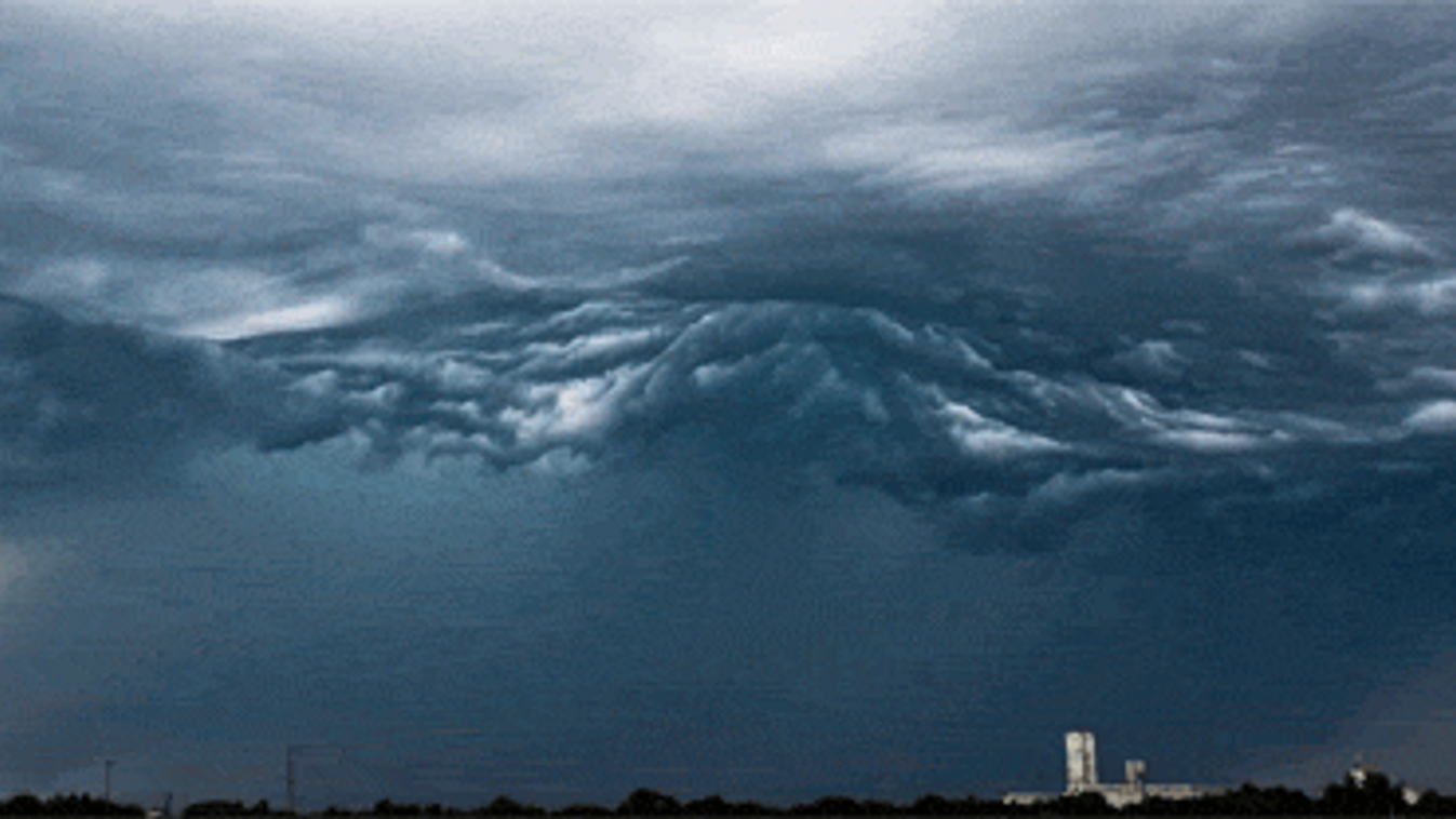 asperatus felhő hullám 