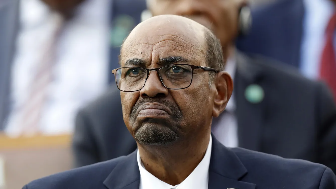 BESIR, Omar Haszan Ahmed el- Ankara, 2019. december 14.
2018. július 9-i kép Omar el-Besír akkori szudáni elnökről az ankarai elnöki palotában tartott fogadási ünnepségén. 2019. december 14-én egy szudáni bíróság pénzmosásért két év, rehabilitációs közpon