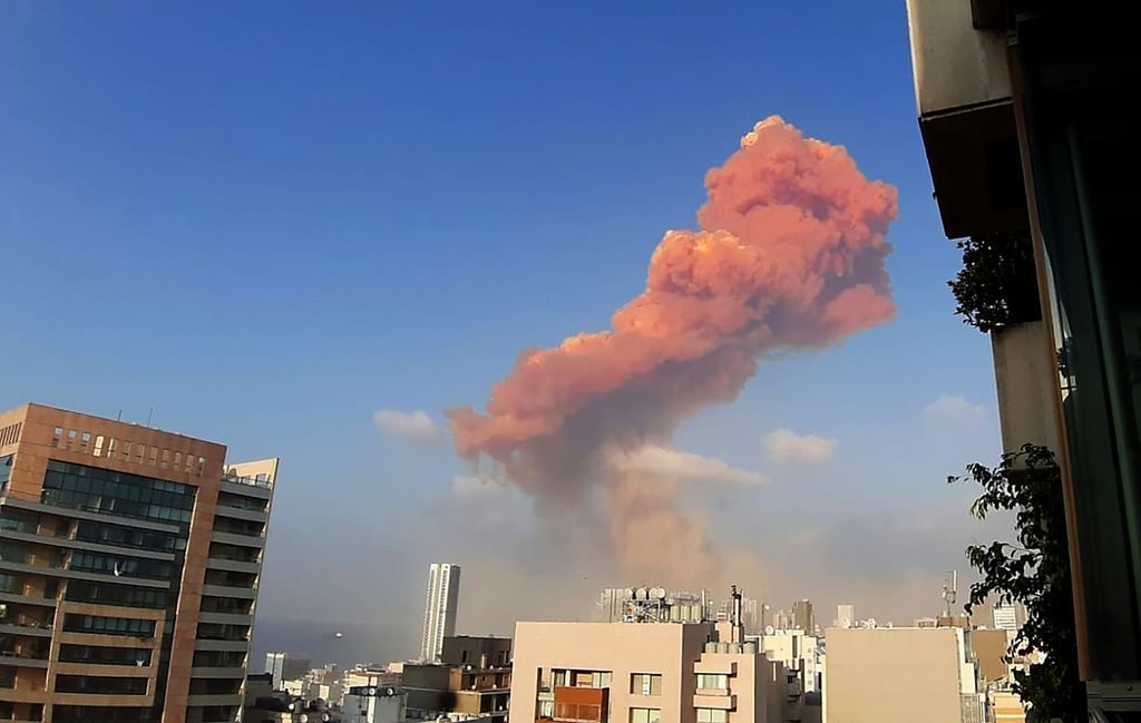 robbanás, Libanon, Beirut 
