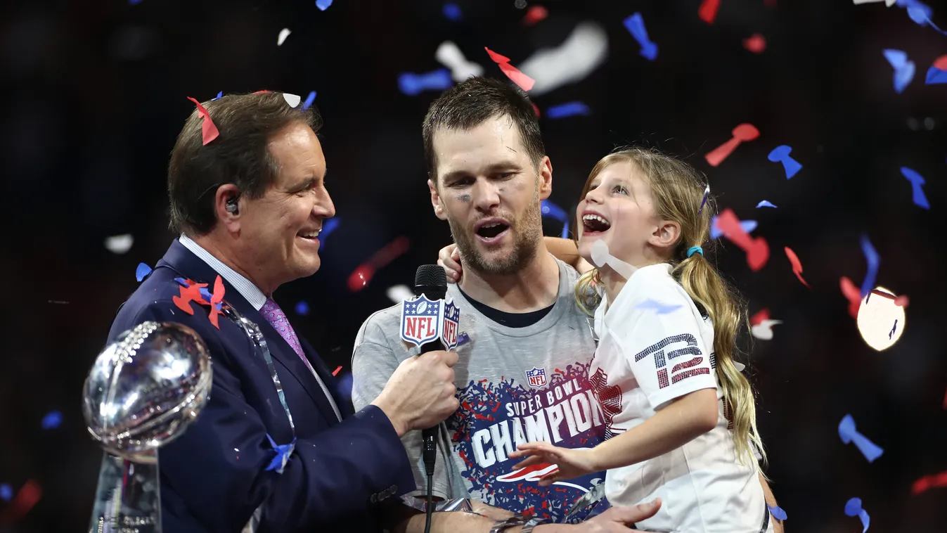 Super Bowl LIII - New England Patriots v Los Angeles Rams GettyImageRank2 SPORT HORIZONTAL American Football - Sport Carrying DAUGHTER USA Georgia - US State Atlanta - Georgia Females Photography New England Patriots Tom Brady - American Football Quarterb