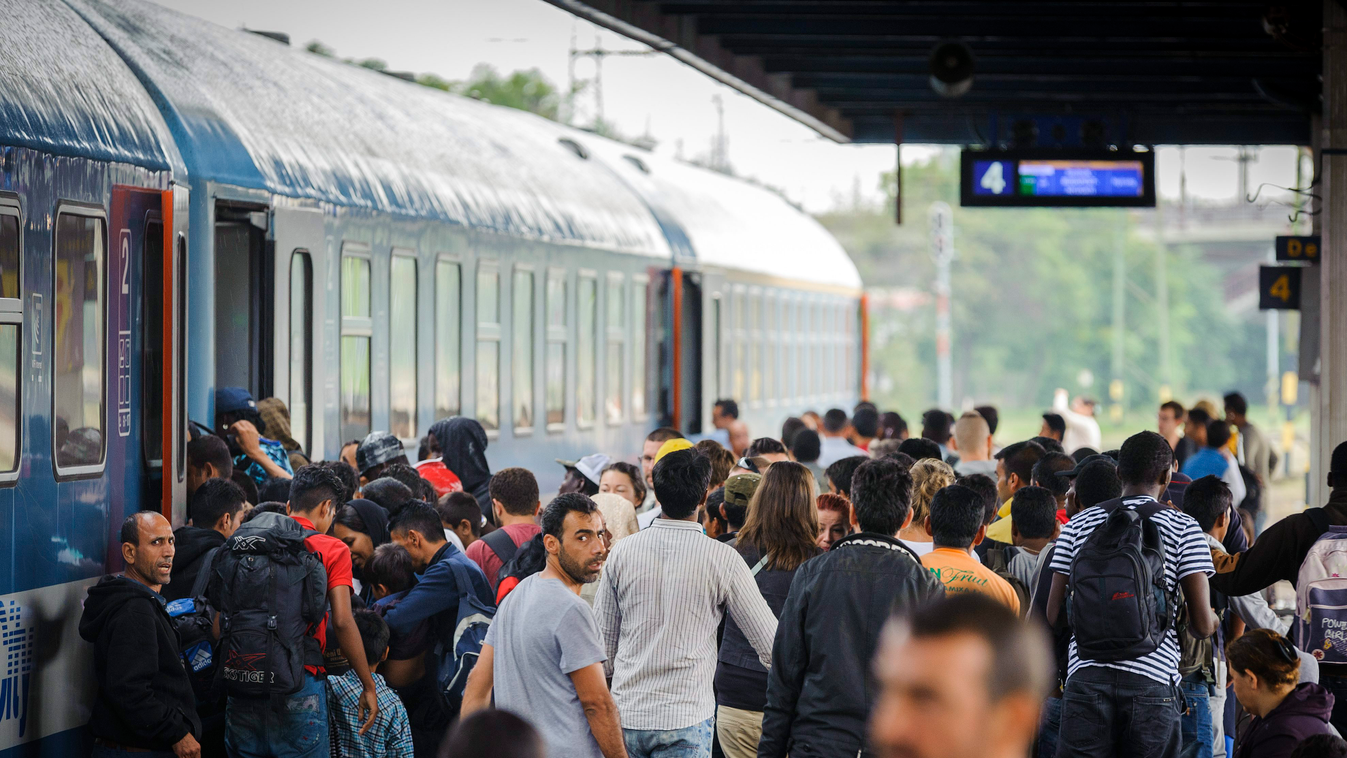 Debrecen migránsok vonat 