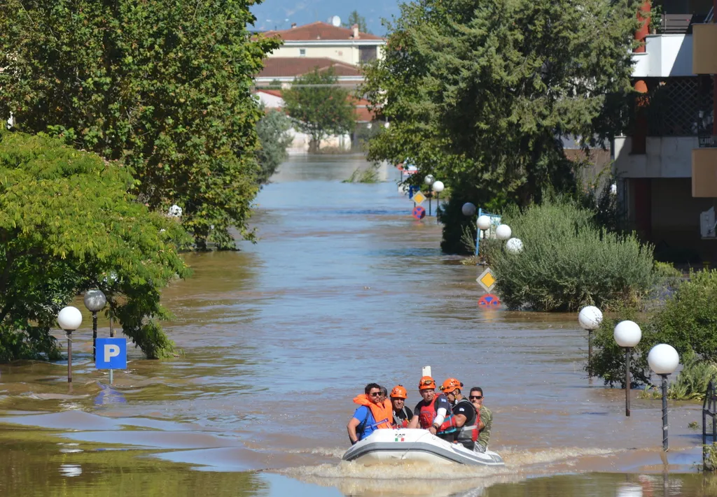 Megkezdődött a károk rendezése Görögországban a ciklon elvonulása után, galéria, 2023 