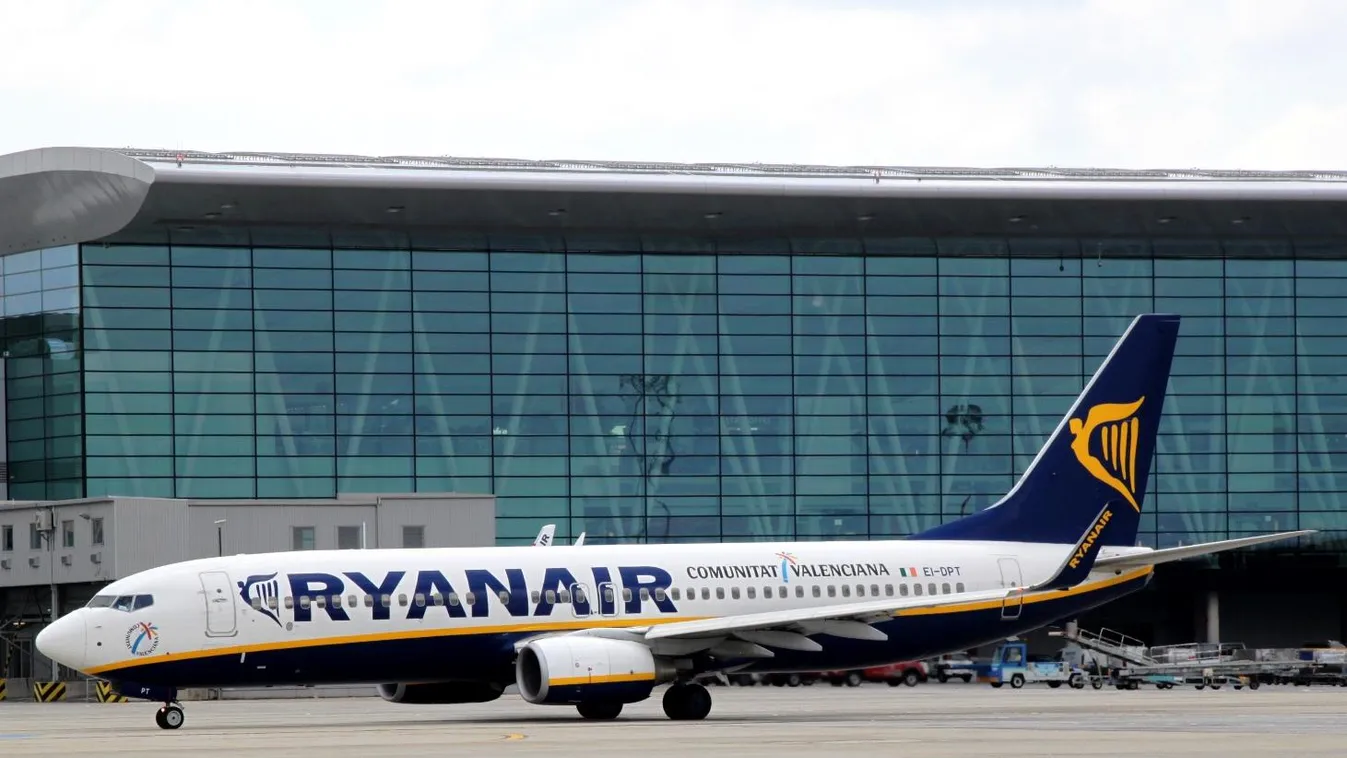 Ryanair Sky Court Budapest Airport 