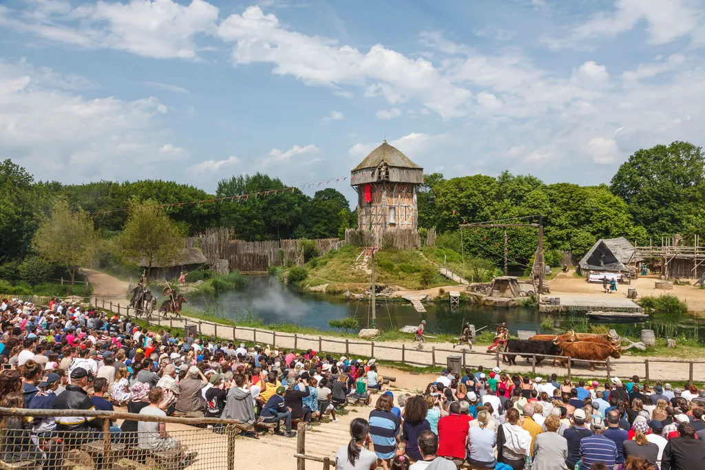 Le Puy du Fou szórakoztatópark Les Epesses 