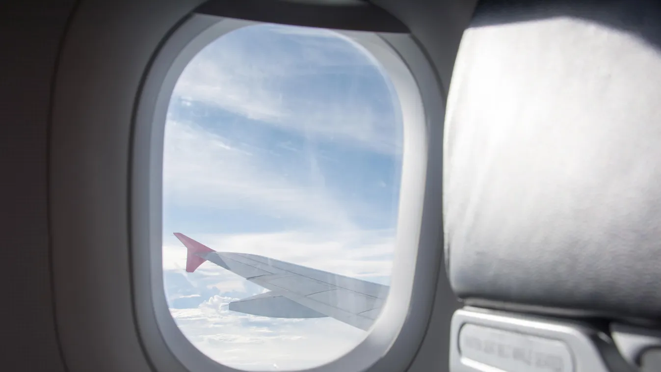 Repülőgép ablak 