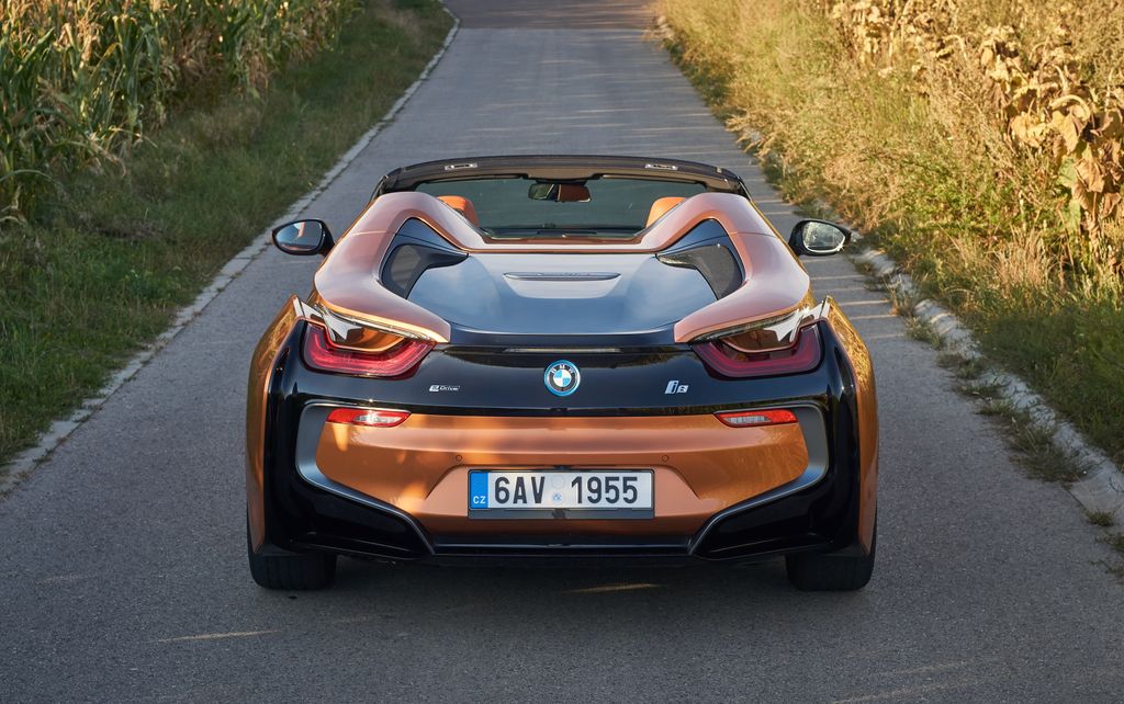 BMW i8 Roadster teszt (2018) 