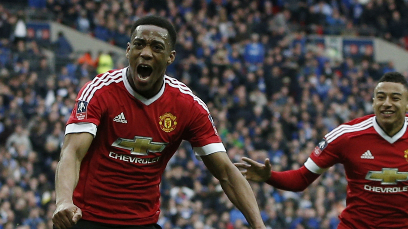 Anthony Martial, Manchester United, foci 
