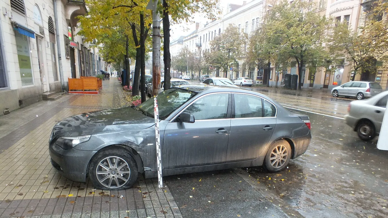 BMW, Debrecen, lopás 