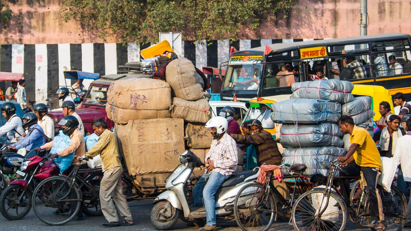 India, utca, forgalom 