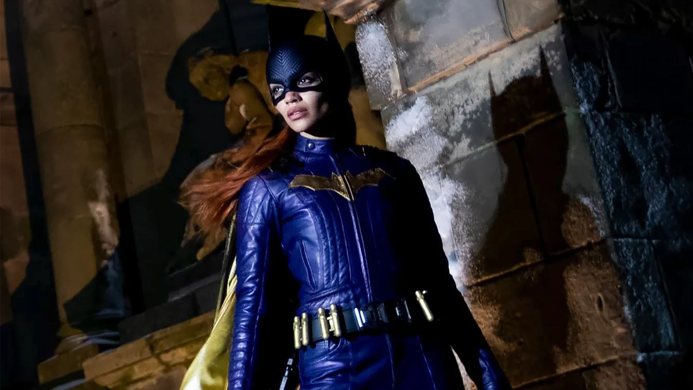 Leslie Grace as Batgirl 
https://www.instagram.com/p/CYu4i_4MAdF/
CR: Leslie Grace/Instagram 