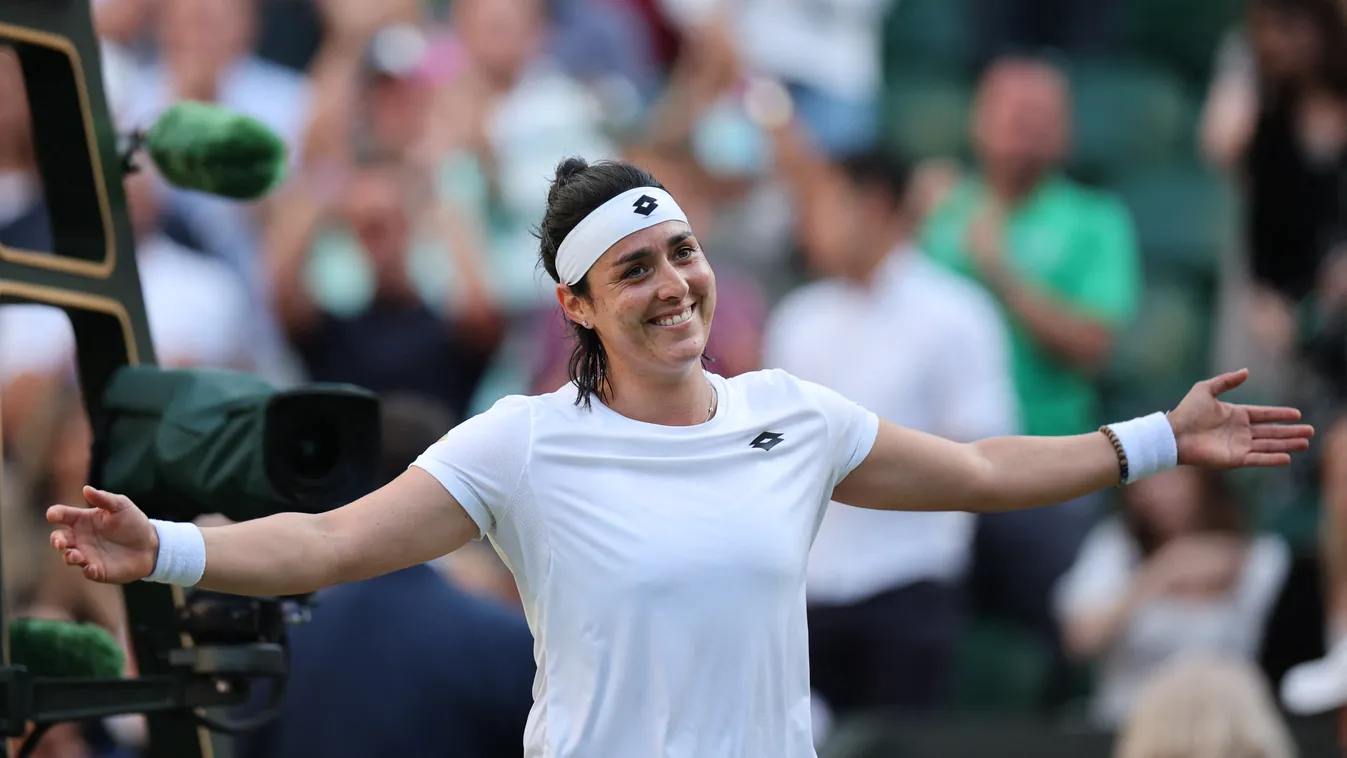 Tennis/ Wimbledon/ Marie Bouzkova vs Ons Jabeur Horizontal 