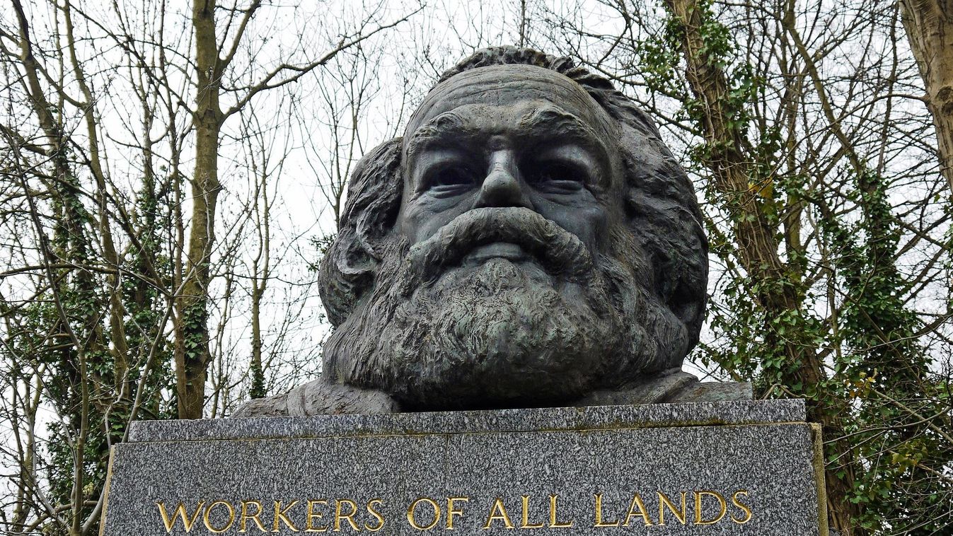 Marx sírja a londoni Highgate temetőben 