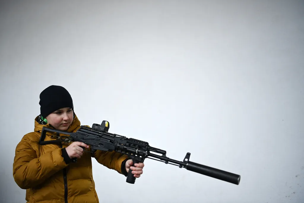 orosz-ukrán háború 2022. AK-47, fegyver, 