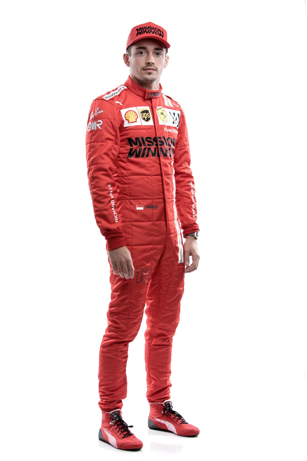 Forma-1, Scuderia Ferrari, stúdiófotó, Charles Leclerc 