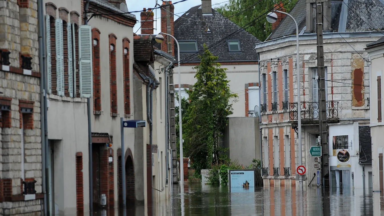 francia árvíz 